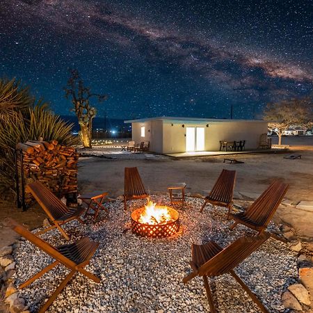 Private Jt Cabin - Ev L2 Station, Hammocks, Fire Pit, Bbq, Bocce Ball, Cornhole Yucca Valley Exteriér fotografie